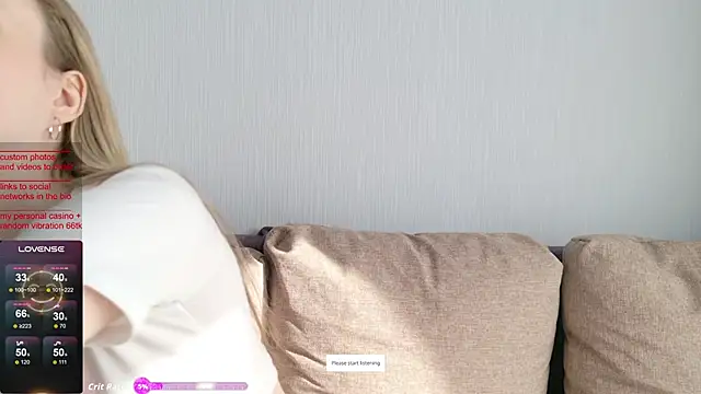 Snapshot of b4by_Emilia chatting on 4, 10, 2025 b4by Emilia online show from 4, 10, 2025