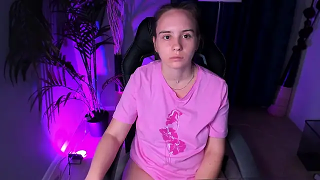 Lika 0ne online show from 10, 10, 2025