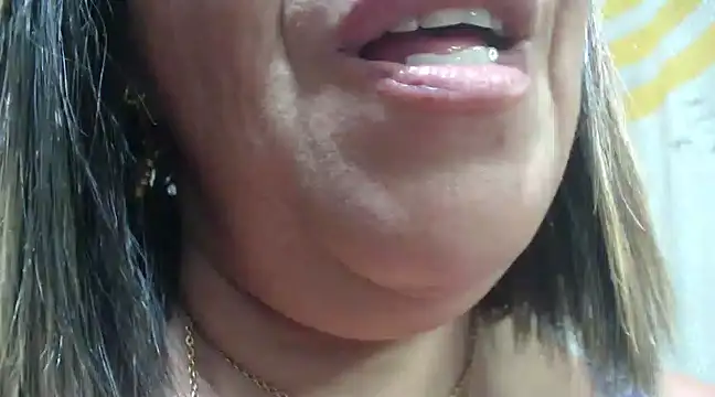 Snapshot of alina_maturehot chatting on 13, 2, 2025 alina maturehot online show from 13, 2, 2025