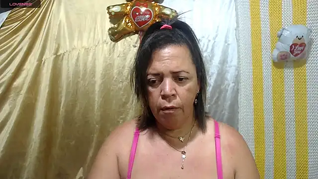 Snapshot of alina_maturehot chatting on 1, 3, 2025 alina maturehot online show from 1, 3, 2025