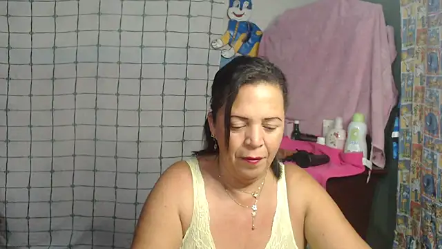 Snapshot of alina_maturehot chatting on 6, 3, 2025 alina maturehot online show from 6, 3, 2025