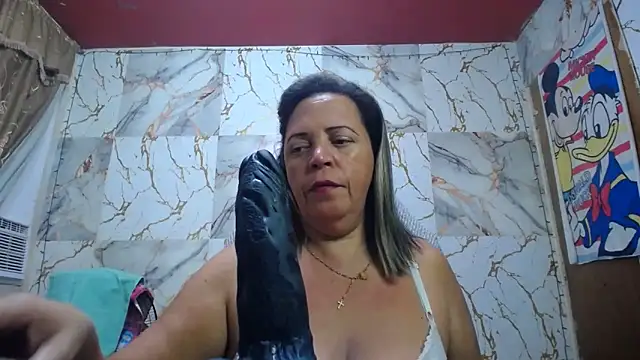 Snapshot of alina_maturehot chatting on 19, 4, 2026 alina maturehot online show from 19, 4, 2026