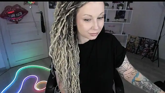 HoneySallyMoore online show from 27, 3, 2026