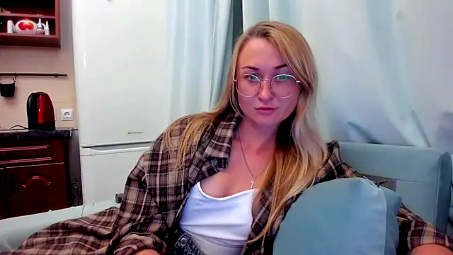 your Goddess Eva online show from 11, 9, 2025