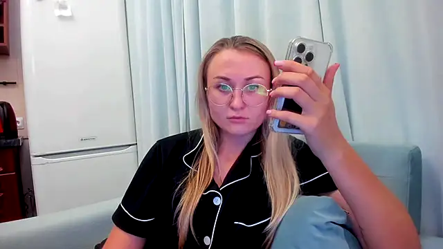 your Goddess Eva online show from 23, 9, 2025