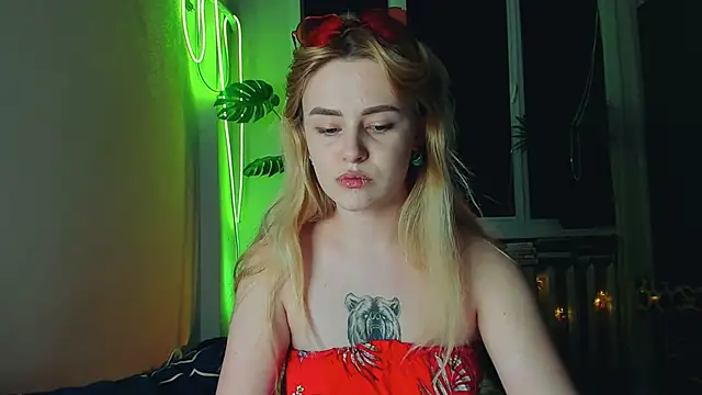 Snapshot of Alexa_Pirs chatting on 3, 3, 2025 Alexa Pirs online show from 3, 3, 2025