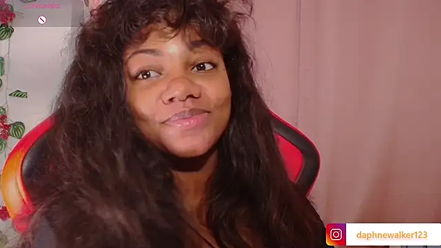 Snapshot of Daphnewalker__ chatting on 10, 2, 2026 Daphnewalker online show from 10, 2, 2026