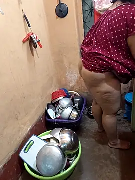 Lizza boudi online show from 3, 12, 2025