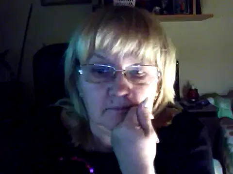Snapshot of Violet5364 chatting on 27, 2, 2025 Violet5364 online show from 27, 2, 2025
