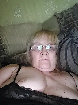 Snapshot of Violet5364 chatting on 12, 6, 2026 Violet5364 online show from 12, 6, 2026