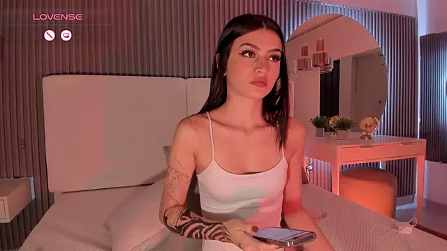 Giselle royy online show from 11, 11, 2025