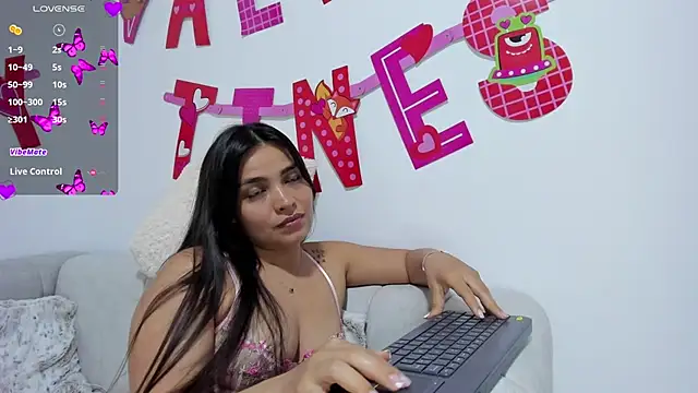 sarita bigbooty  online show from 16, 2, 2025