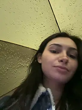 lunalovelee online show from 17, 10, 2025