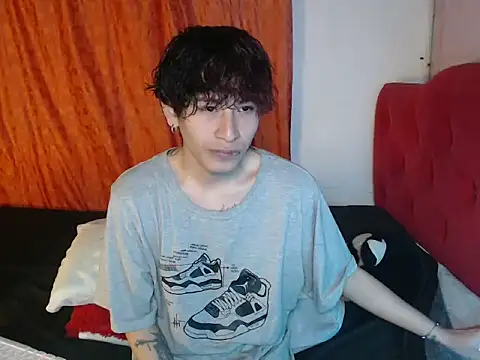 Alien Twink online show from 26, 9, 2025