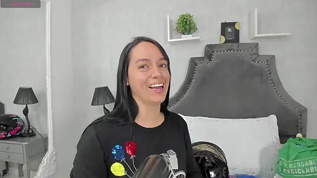 EmiliaRose  online show from 14, 11, 2025