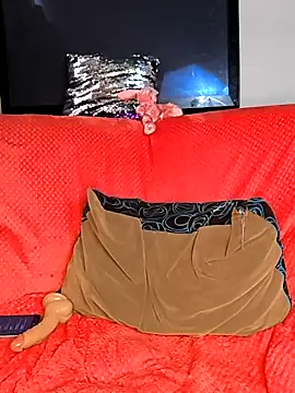 Tiff Doll online show from 12, 3, 2025