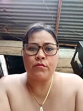 promiscuous-indecent-momm online show from 20, 3, 2025