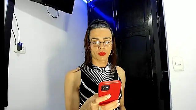 Snapshot of Dollcatalina chatting on 3, 3, 2025 Dollcatalina online show from 3, 3, 2025