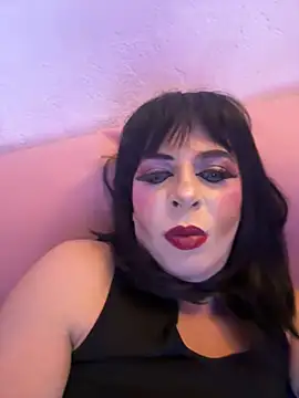 Snapshot of MissNadiaX06 chatting on 8, 3, 2025 MissNadiaX06 online show from 8, 3, 2025