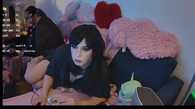 Snapshot of MissNadiaX06 chatting on 18, 3, 2025 MissNadiaX06 online show from 18, 3, 2025