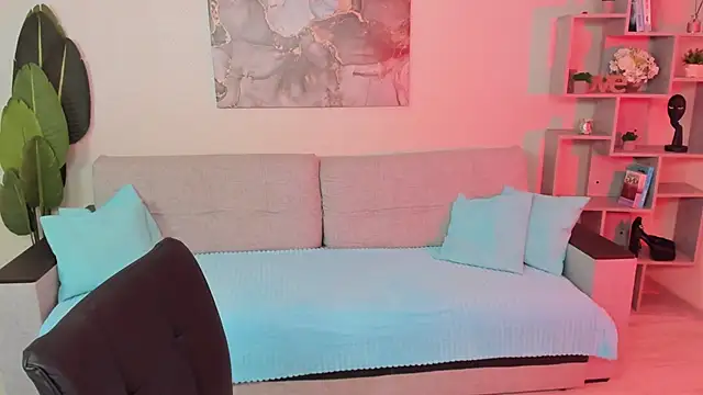 GabriellaMays online show from 24, 11, 2025