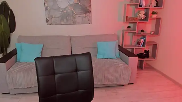 GabriellaMays online show from 9, 4, 2026