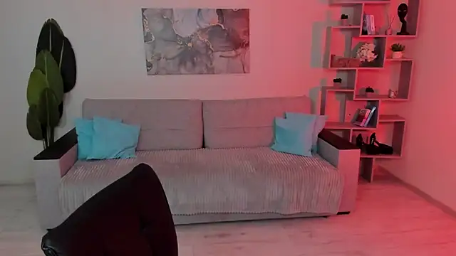 GabriellaMays online show from 12, 4, 2026