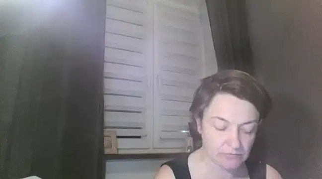 Snapshot of EleanoraMILF chatting on 19, 2, 2025 EleanoraMILF online show from 19, 2, 2025