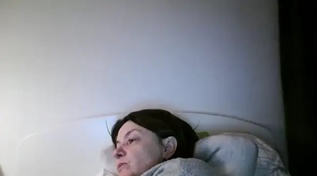 Snapshot of EleanoraMILF chatting on 19, 2, 2025 EleanoraMILF online show from 19, 2, 2025