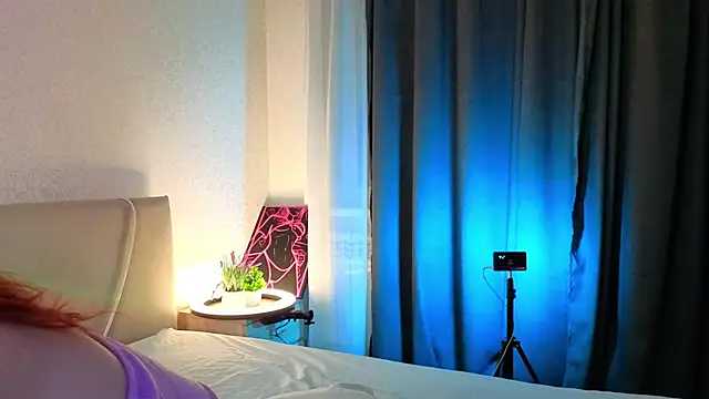 Snapshot of StacyWatts chatting on 4, 7, 2026 StacyWatts online show from 4, 7, 2026