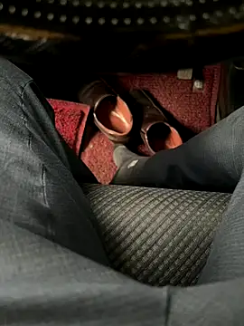 BadboySLR 8899 online show from 17, 9, 2025