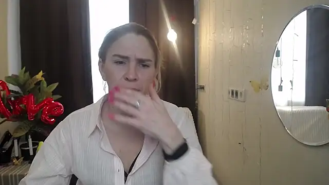 TessaDaybreak online show from 21, 2, 2025