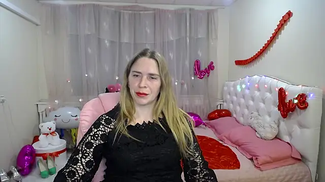 TessaDaybreak online show from 5, 3, 2025