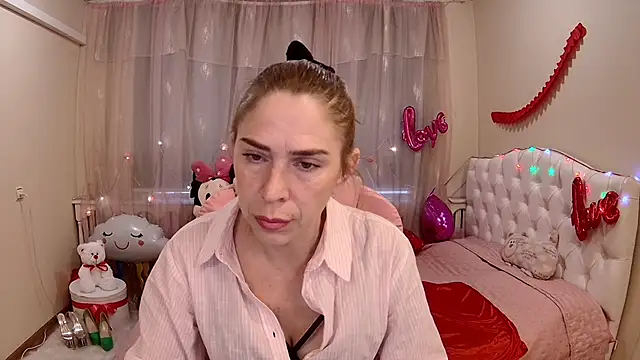 TessaDaybreak online show from 19, 3, 2025