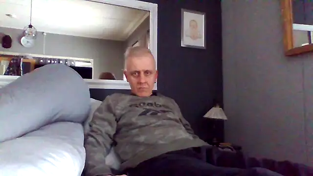 Snapshot of Teemu chatting on 18, 3, 2025 Teemu online show from 18, 3, 2025