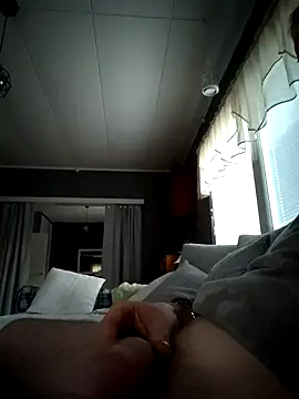 Snapshot of Teemu chatting on 30, 9, 2025 Teemu online show from 30, 9, 2025