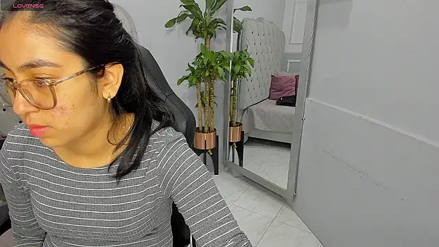 lucelly 15 online show from 13, 2, 2026