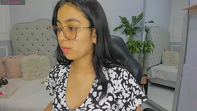 lucelly 15 online show from 15, 2, 2026