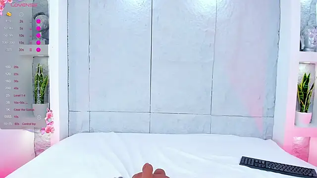 MiaMistrex online show from 18, 10, 2025