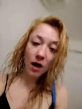 Snapshot of dodqueenfo chatting on 20, 2, 2025 dodqueenfo online show from 20, 2, 2025