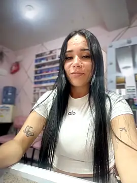 Naatalia online show from 2, 2, 2026