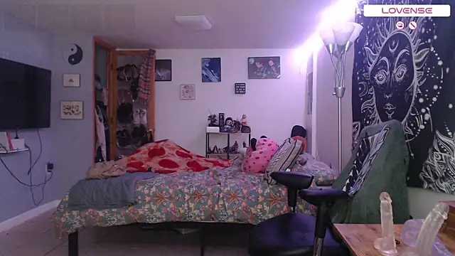 wetwildwhore online show from 28, 10, 2025