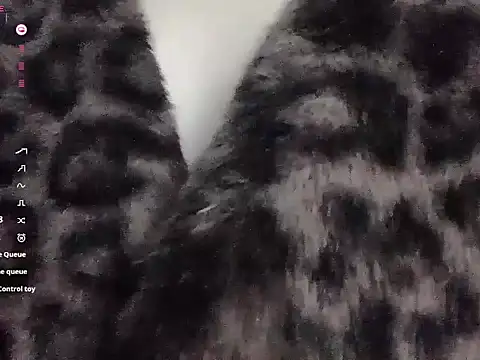 Snapshot of a-lian chatting on 5, 3, 2025 a-lian online show from 5, 3, 2025