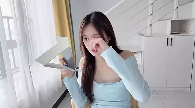 Cassie-20 online show from 22, 2, 2025