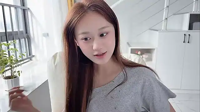 Cassie-20 online show from 6, 10, 2025