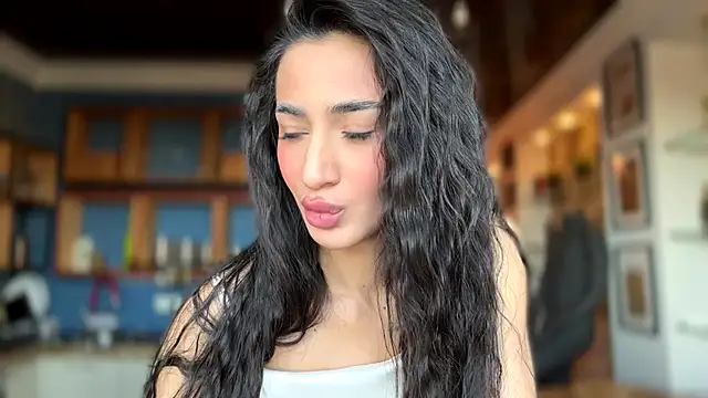 Snapshot of alissadreams chatting on 13, 10, 2025 alissadreams online show from 13, 10, 2025