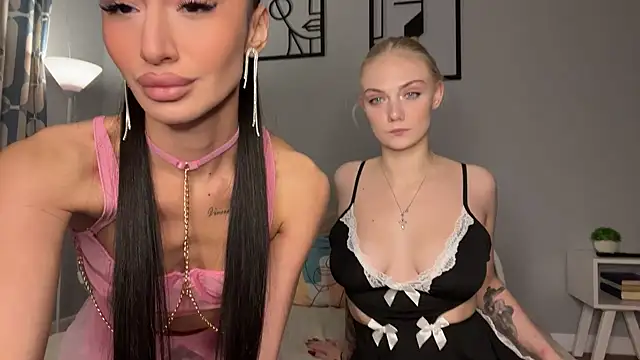 Snapshot of alissadreams chatting on 16, 10, 2025 alissadreams online show from 16, 10, 2025