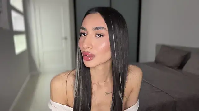 Snapshot of alissadreams chatting on 15, 11, 2025 alissadreams online show from 15, 11, 2025