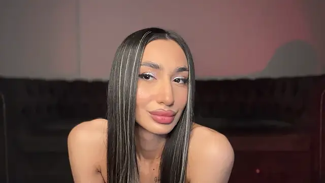 Snapshot of alissadreams chatting on 16, 11, 2025 alissadreams online show from 16, 11, 2025