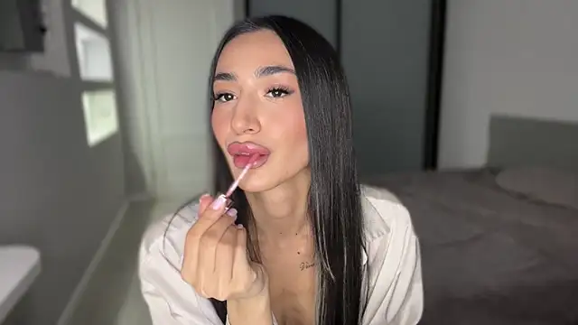 Snapshot of alissadreams chatting on 18, 11, 2025 alissadreams online show from 18, 11, 2025